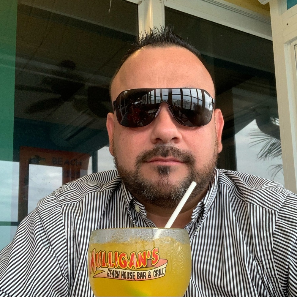 Meet your Posher, Miguel